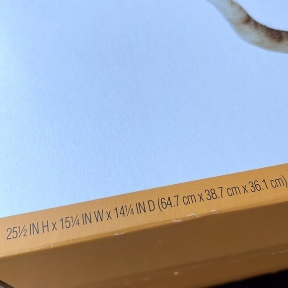 Boots & Barkley Rainbow Pride Love is Love Double Decker Cat Scratcher House Box - Picture 4 of 9